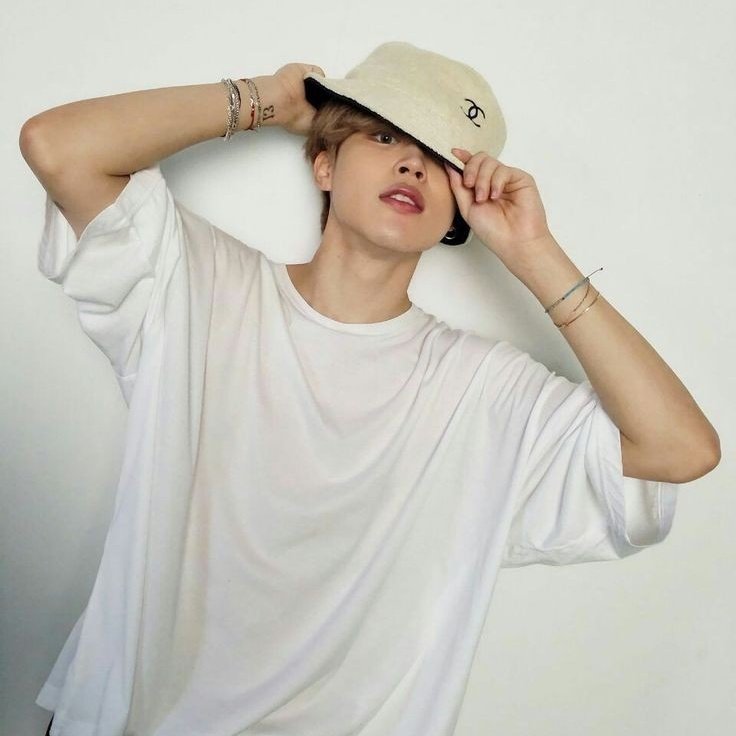 fleursgoogie's tweet photo. packs que eu fiz para o aniversário do jimin - a thread. https://t.co/EvCmQcUA67