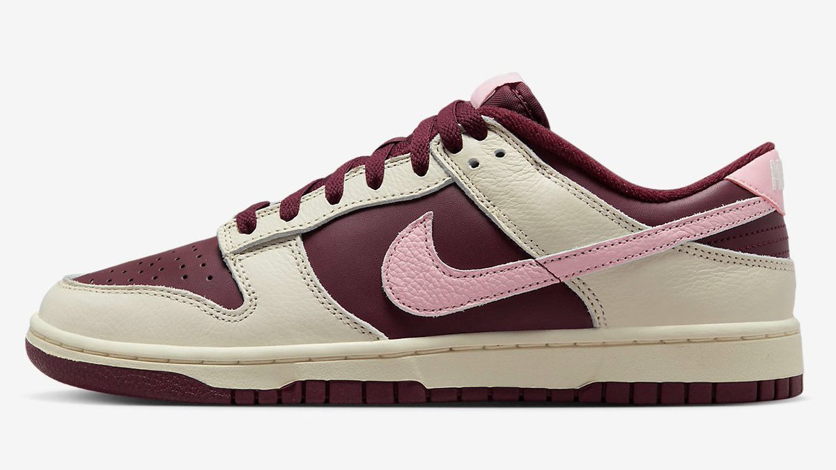 JustFreshKicks's tweet photo. Official Look at the 2023 Nike Dunk Low "Valentine's Day" 👀 https://t.co/KKphuPiqLO