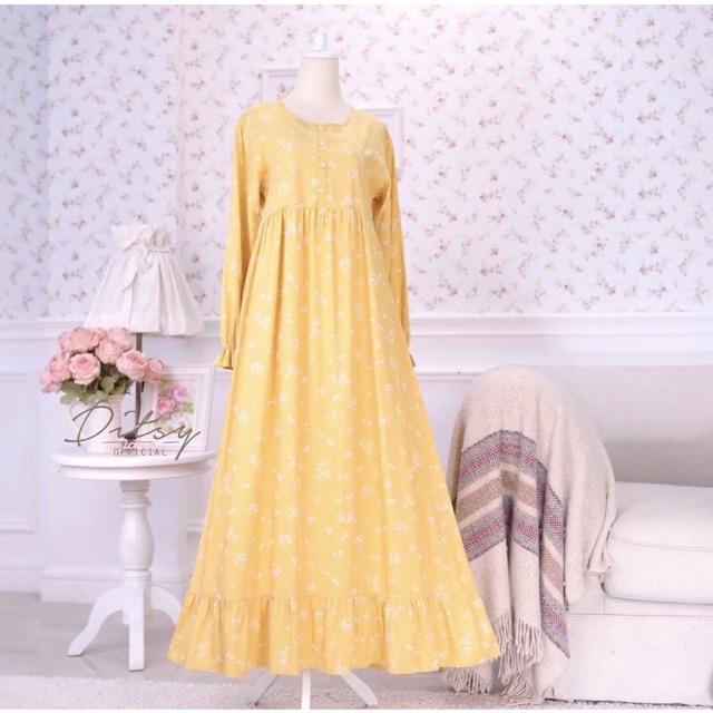 frontrow_id's tweet photo. Saya menjual DITSY VAIA NIGHTGOWN... seharga Rp140.000. Dapatkan di Shopee sekarang! https://t.co/9GDkdcEwXG #ShopeeID https://t.co/kytM05VXGD