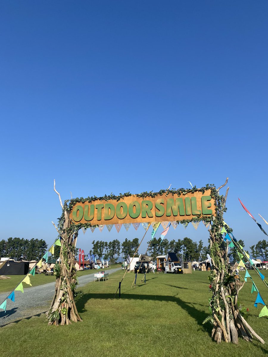 DepsStaff's tweet photo. 浜名湖の渚園にて行われておりますoutdoor smileに出展しております。
皆さんのお越しをお待ちしております。 https://t.co/lEzXAy8650