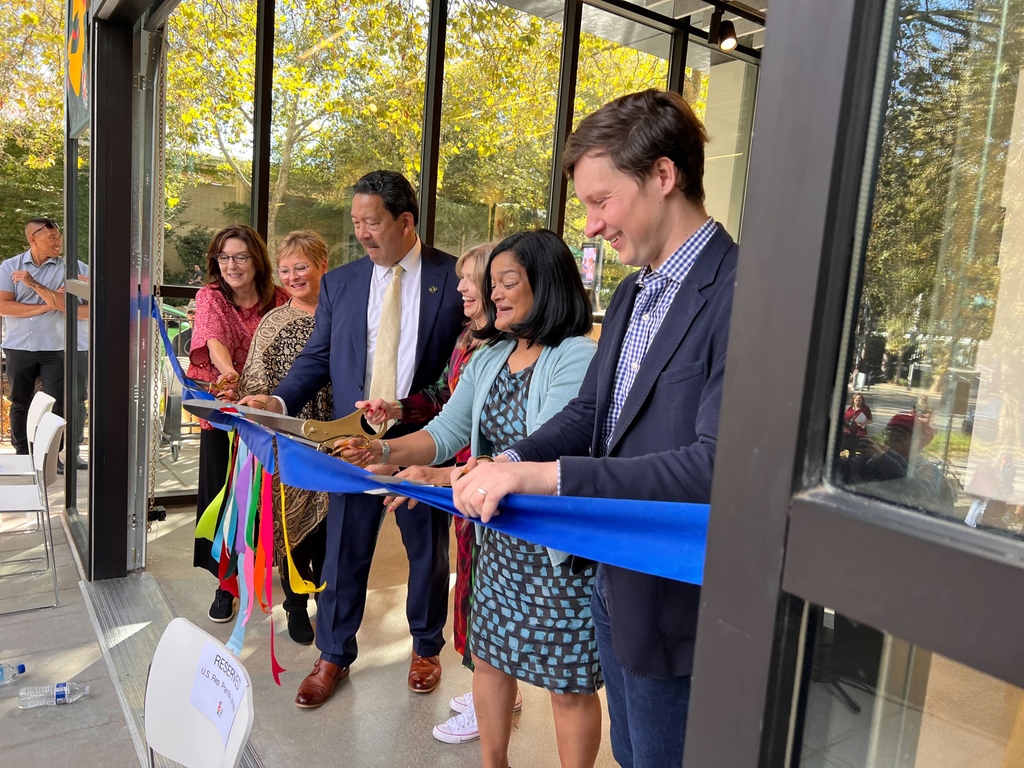 Path with Art tweet media