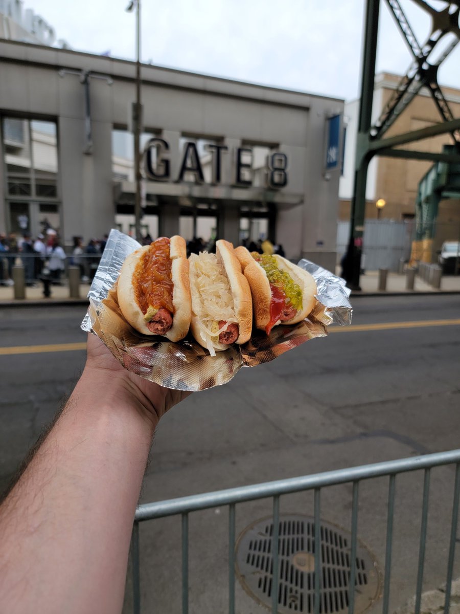 DaninCarteret's tweet photo. Game #33 for the season and 116 Dirty Water Dogs (#Sabrett only) for the season. 93 at @Yankees games and 23 at 2 spots in Carteret. @MLB https://t.co/VTTYz4nqT1