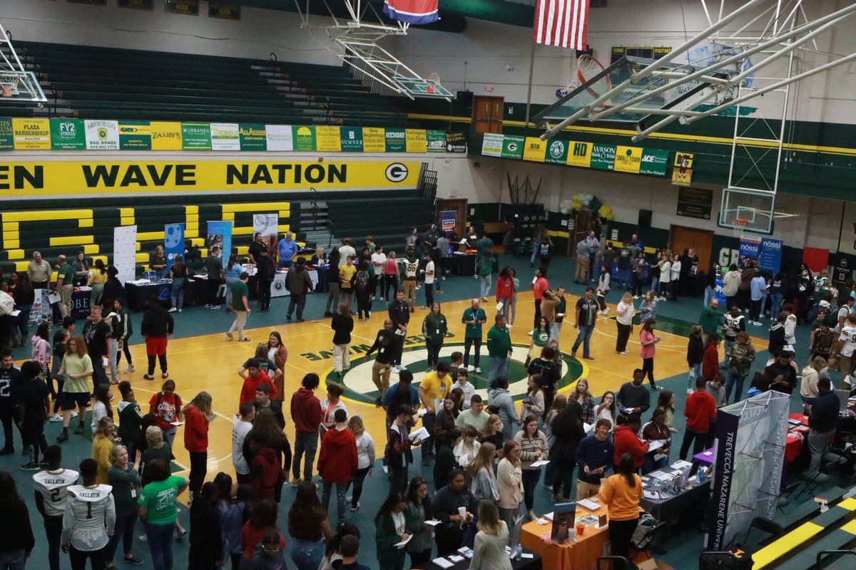 fosterk25's tweet image. GHS college &amp;amp; career fair for all jrs and srs. Students engaging at all levels with many representatives was inspiring to see.  Our entire school came together to make this day happen, so thankful to be part of the greenwave family that believes in our students and their futures!