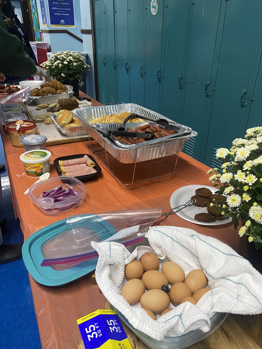 NeinasKnights's tweet photo. Our social committee is the best. The breakfast this morning was beautiful and delicious! What a great way to start a day of learning and collaboration! #PDday @Adriana90724032 @Detroitk12 https://t.co/U7FdezjBBb