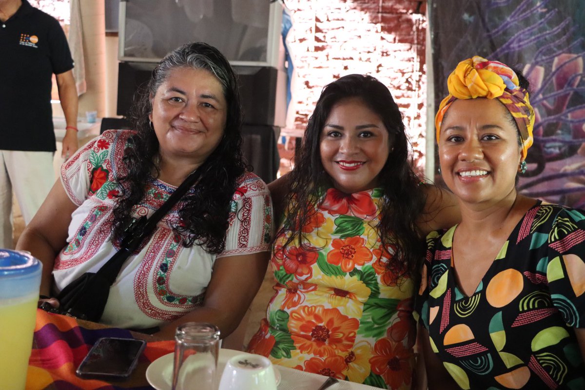 unfpa_lac's tweet photo. El intercambio de saberes y las reflexiones con más de 20 organizaciones de la sociedad civil afromexicanas nos permitirá construir y articular los esfuerzos a nivel regional para continuar trabajando en la generación de datos y evidencia de las poblaciones #Afrodescendientes https://t.co/KYMZhTDqdC