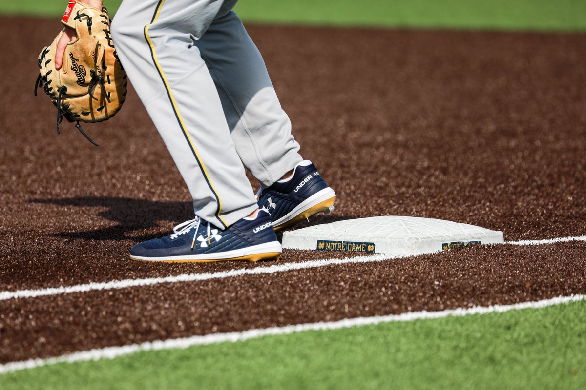 NDBaseball's tweet photo. Back it at tomorrow! 

Come on out to Frank Eck at 1:00 to watch the Fighting Irish and Cincinnati Bearcats take the field ⚾️☘️

#GoIrish https://t.co/XSQdEXWwg1