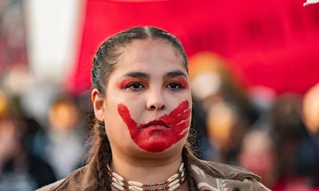 feathermoss's tweet photo. #IndigenousWomen are
12 TIMES more likely to be #missingORmurdered #OrangeShirtDay2022 #TruthAndReconciliationDay2022 #letsbeBETTERHUMANS https://t.co/pX8PTDFCfD