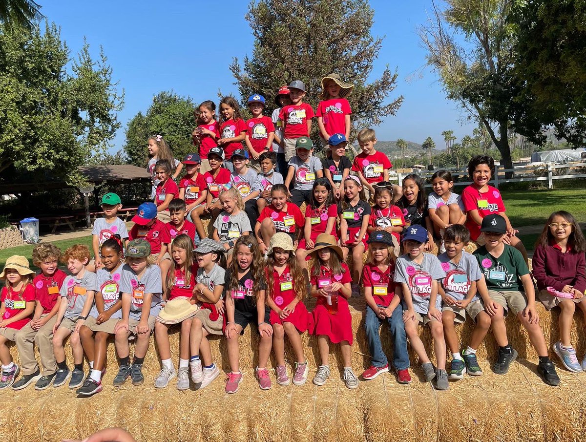 VCSCrusaders's tweet photo. Thankful for the opportunity to take our first graders out on an awesome field trip to Underwood Farms! Such a great day!
_____
#VCSFamily #CRUNITED #VCSElementary #VCSFieldTrips https://t.co/7WlpFqNNrN
