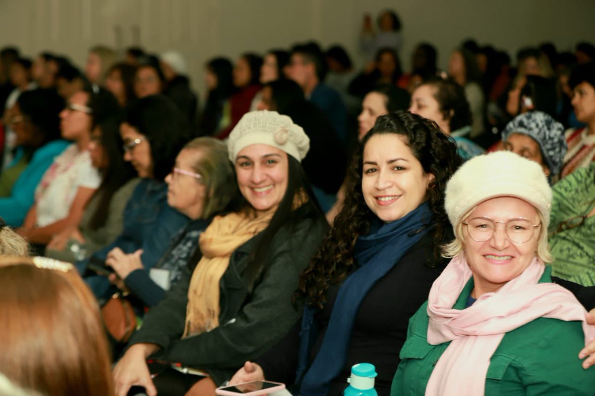 AdventistasARF's tweet photo. #Começou o Congresso do Ministério da Mulher, com o tema: Renova-me.
Após dois anos de encontros on-lines, o grupo está reunido em busca de um encontro com Deus. #CongressoMM https://t.co/GUznXmnI9p