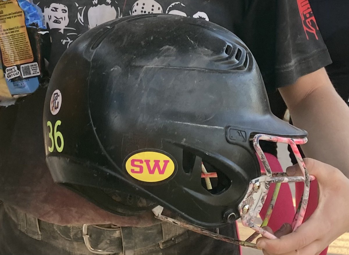 wheelermama32's tweet photo. If you do Softball right, your team becomes FAMILY ❤️🥎❤️
My husband passed away 3 weeks ago. Today, my daughter’s softball family holds her up by wearing her Daddy’s initials on their helmets. RIP SW Go Synergy! Play hard, have fun!
@PGMidwest
#MonsterBashFP22
#SynergyStack12B https://t.co/UWgCMdkVvx