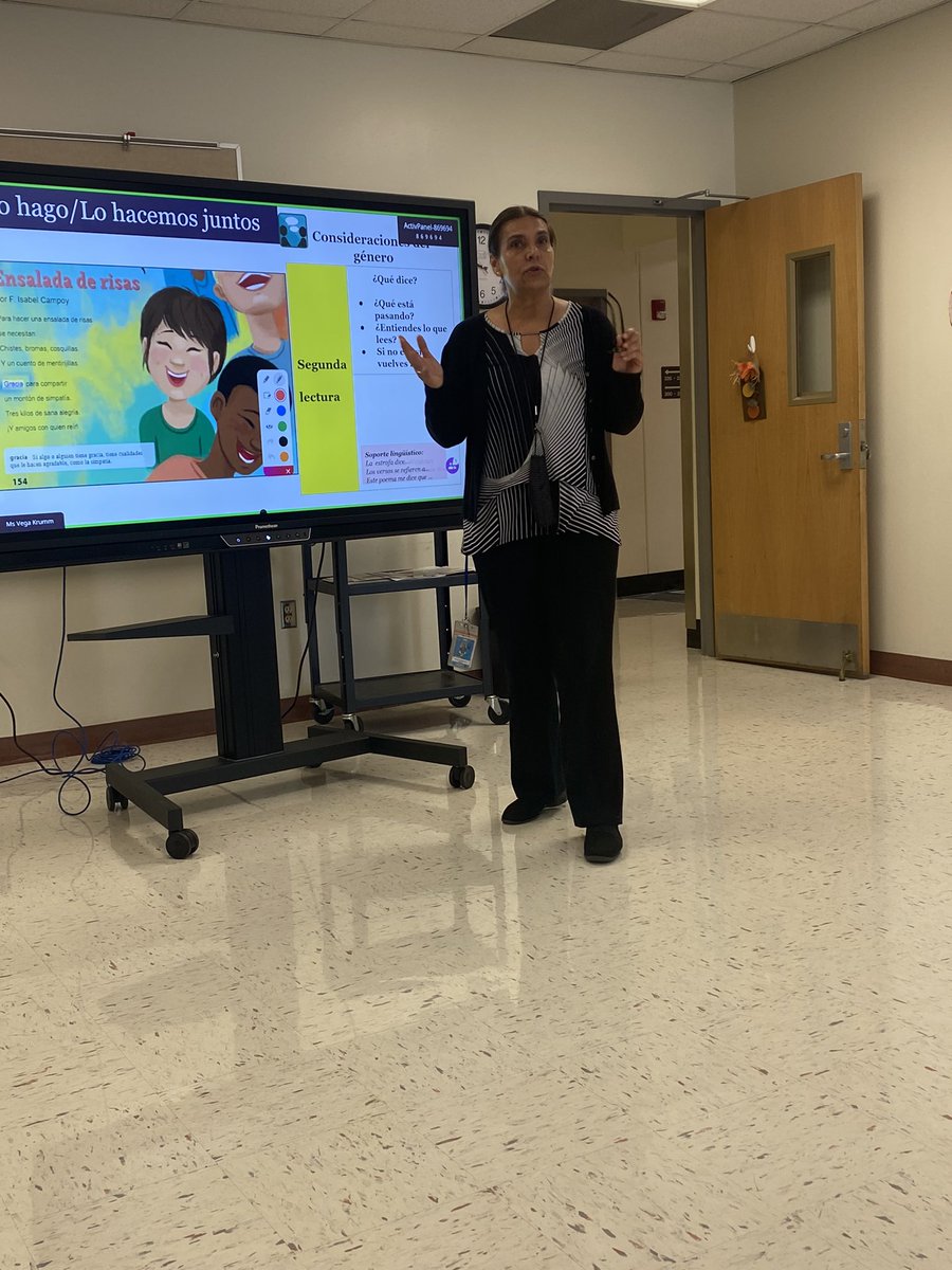 PathtoPinkston's tweet photo. Teachers are “game on” @DragonsMedrano with clarity and focus during PLCs with high level support from the leadership team💜@MRamirezDISD @LisaAnnVega1 https://t.co/iJDCVo8nmB