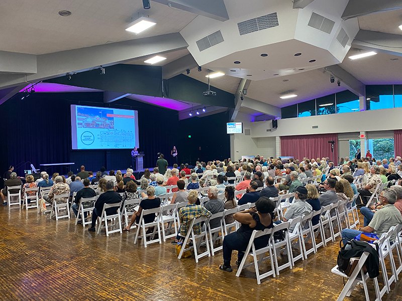 On Sept. 19, the Channel Islands Harbor Department hosted a public workshop at the Performing Arts Center to help the redevelopment process of Fisherman’s Wharf move forward. #TheLog #ChannelIslands #FishermanWharf #Oxnard
thelog.com/news-departmen…
