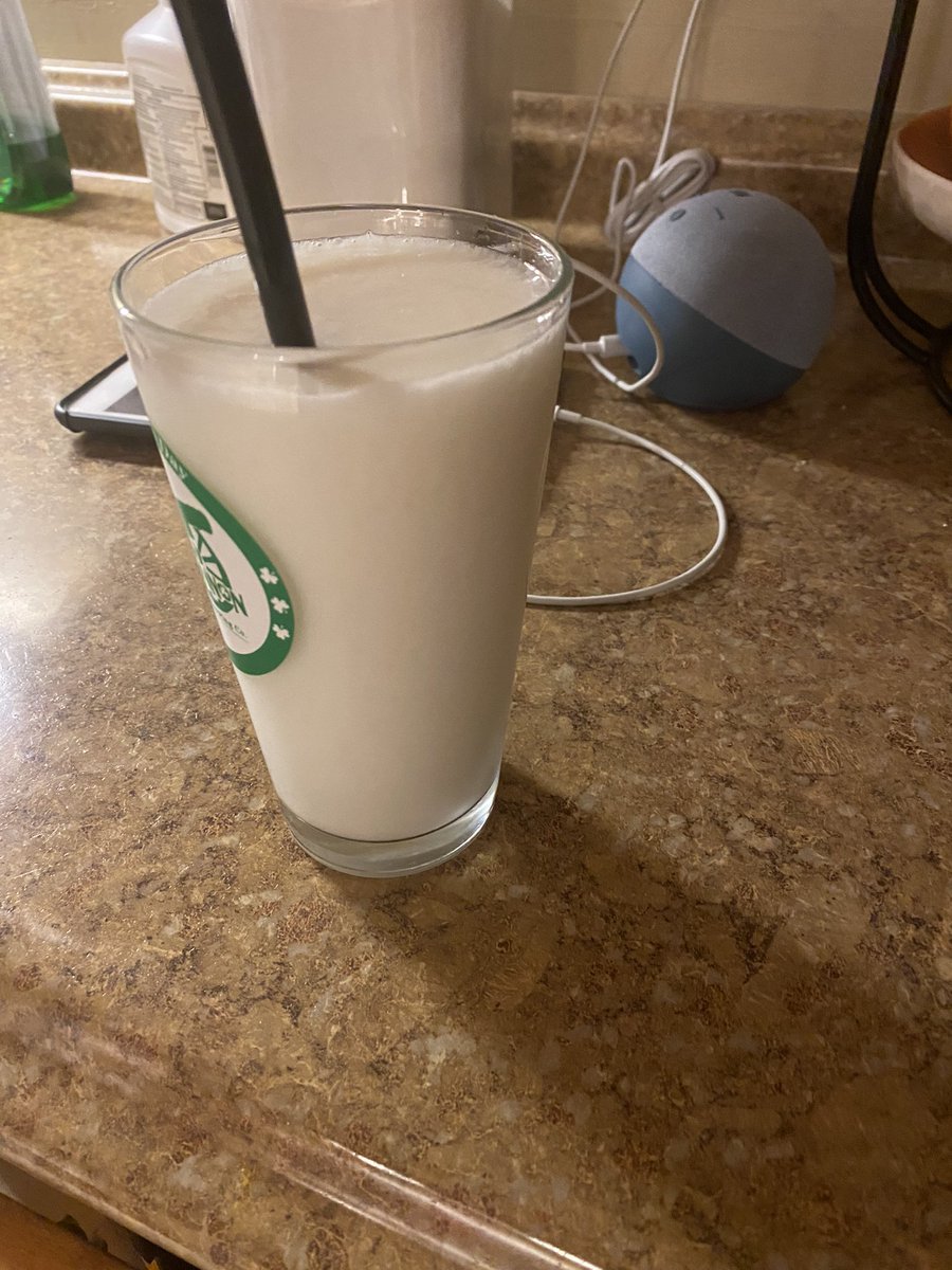 4boysmaJen's tweet photo. @dadmann_walking Piña colada after a long week. Cheers! https://t.co/EoDEJ5oCCb