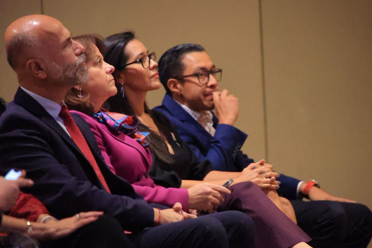 BernardoDeLMC's tweet photo. Es un gusto hacer equipo y acompañar a una extraordinaria funcionaria, colega y amiga, la Subsecretaria @marthadelgado.

En ésta ocasión fue en el foro “Emprendedores por la Ciudad”, realizado por la @AEI_IZTAPALAPA; muy buena iniciativa de @RubiiESanchez y @JorgeMCortesA. https://t.co/ocqtAiGmAX