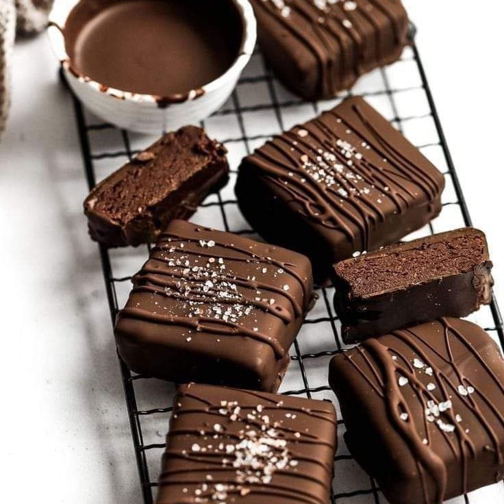 bestyrecipes11's tweet photo. How to prepare chocolate
Ingredientes:
240 g de mantequilla sin sal
150 g de azúcar
150 g de azúcar moreno
30 ml de aceite de girasol
Olive oil sprayGet The Recipe Now::👇👇👇
https://t.co/6yJ0Ono4Ma
#BOOMchallenge #firstpicchallenge #5dishchallenge #cookingsecrets #chef https://t.co/3M0tVcA82Y