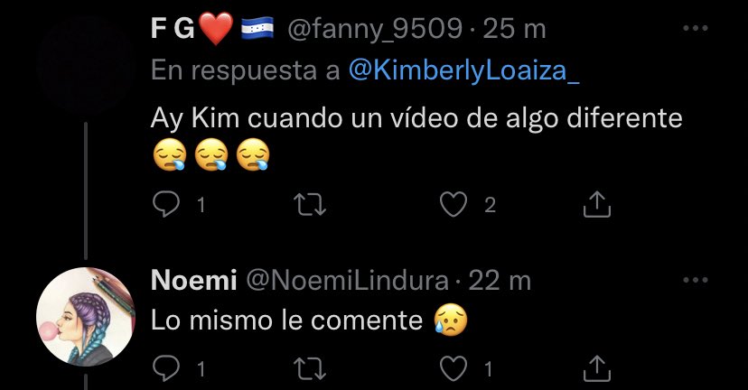 soykimysoporta's tweet photo. La señora no disimula su perre envidia al impacto de la reina de reinas Kenia 👑 sube video para llamar la atención y tómala que le sale el tiro por la culata 🤡🤡ya hasta su limburras se aburren de siempre lo mismo che vieja no sale de lo mismo es lo único que genera al parecer. https://t.co/th3IOB4EH0