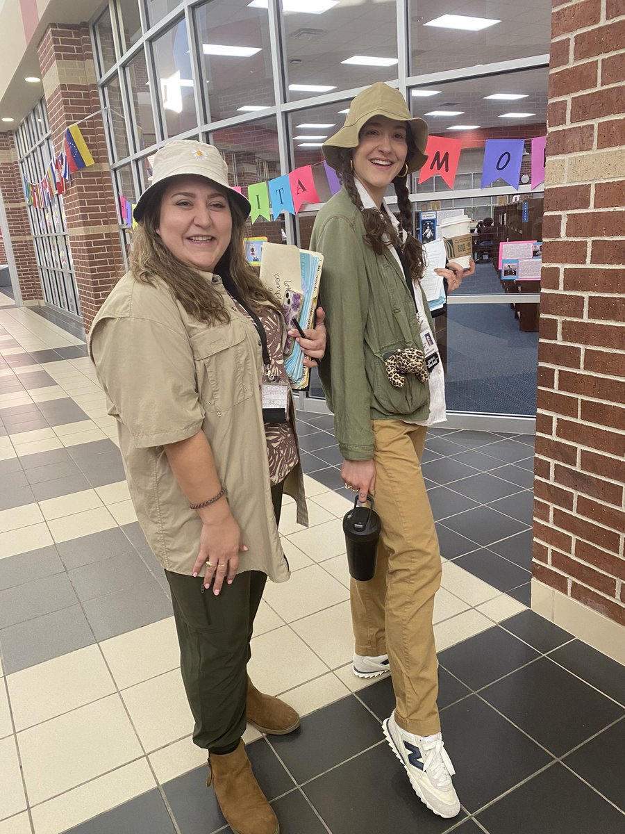 Jennifer Baek (@jenniferbaek3) on Twitter photo It was LeMuR day in 6th grade math!These zoo keepers know how to train the junior zoo keepers with dividing fractions - Leave, Multiply, Reciprocal
So fun!
#SmithPROUD #SabercatSTRONG
<a href="/SmithMS_CFISD/">Smith Sabercats</a> It was LeMuR day in 6th grade math!These zoo keepers know how to train the junior zoo keepers with dividing fractions - Leave, Multiply, Reciprocal
So fun!
#SmithPROUD #SabercatSTRONG
<a href="/SmithMS_CFISD/">Smith Sabercats</a>