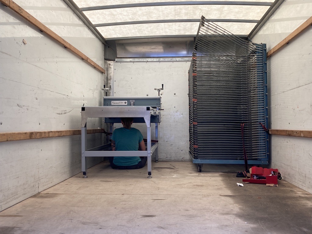 PrintingMuseum's tweet photo. Construction and renovations are still coming along at our new location, 3121 San Jacinto St; in the meantime, we’re excited to welcome the new [to us] Whelan Xpress etching press that will soon be at home in our new studios! 
#ThePrintingMuseum #MuseumMove #PressingOn #printing https://t.co/0H9l6dOOZw