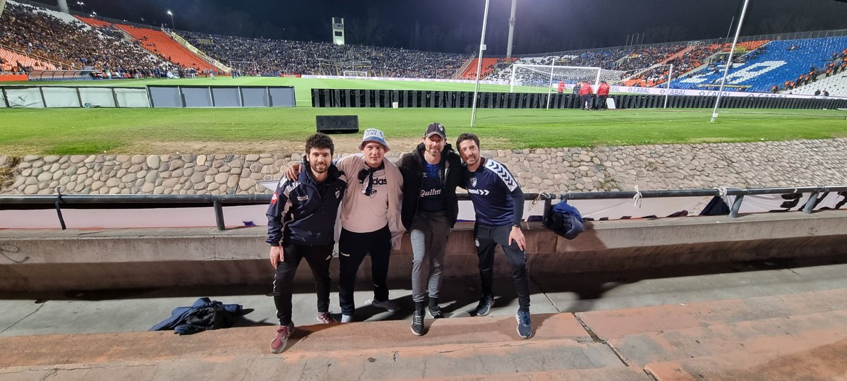 Una de las tantas que me va dejando este viaje, es que siento más orgullo de ser de Quilmes. Y que todos los que fuimos, y los que no pudieron ir (pero lo vivieron igual) hicimos más grande el sentido de pertenencia. 
Aguante Quilmes, solo quilmes y contra todos!!
