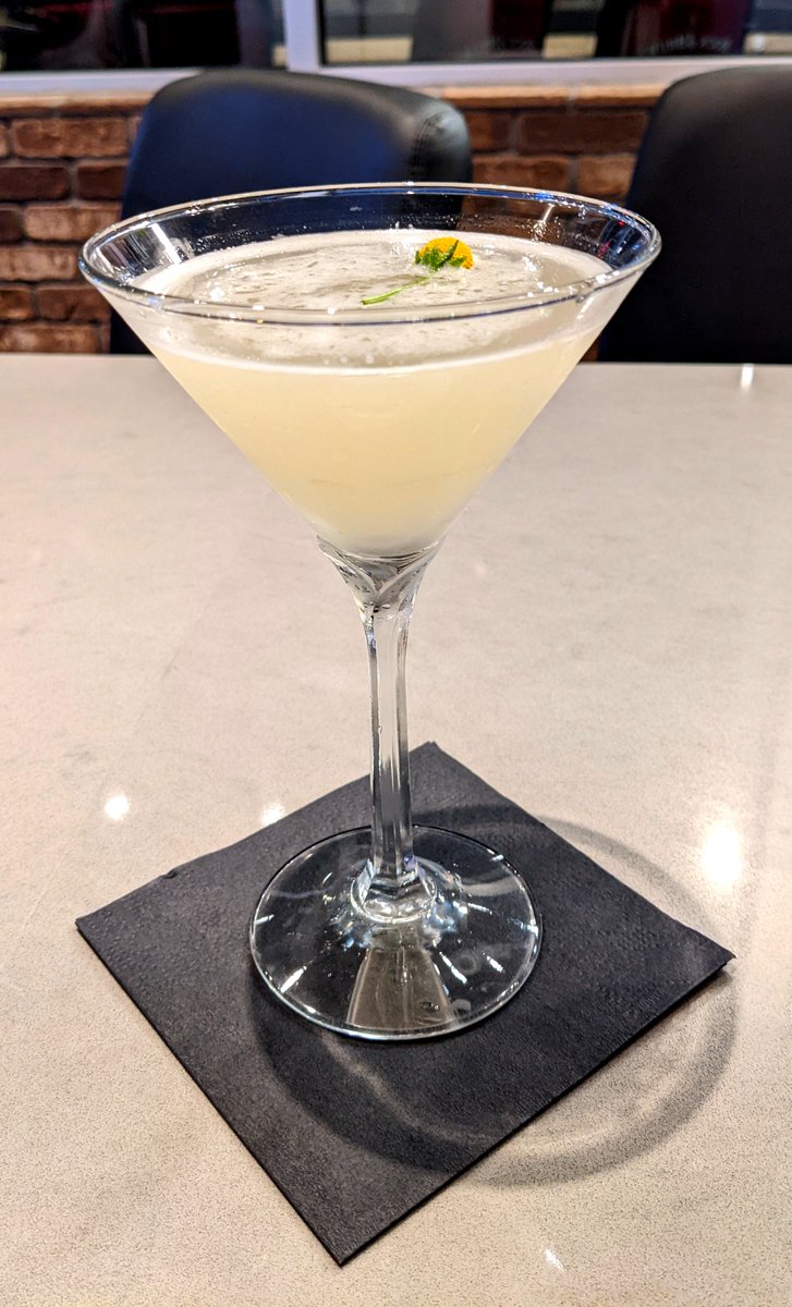 rhcasino's tweet photo. Have you heard the #buzz???
#RockAndBrews now features a #new #margarita called the #SideBuzz! This #delicious #drink is served with a #buzzbutton #flower that makes your mouth tingle & enhances drink flavors!
Try one at #LadiesNight tomorrow at 5pm!
#rhcasino #rollinghills https://t.co/43wOaYJivo