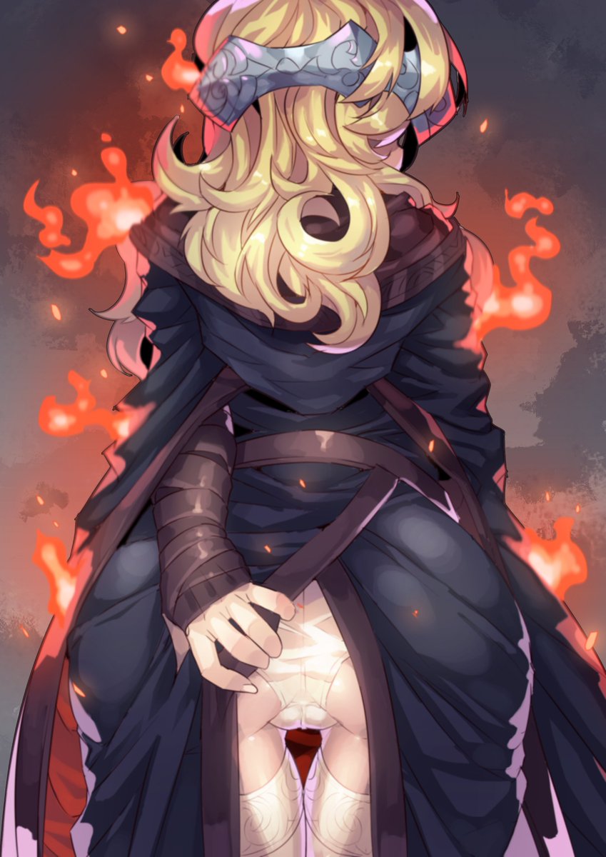 🔥:No te preocupes latente, aun en llamas puede usarme para descargar tu oscuridad en mi~

#Sexrol