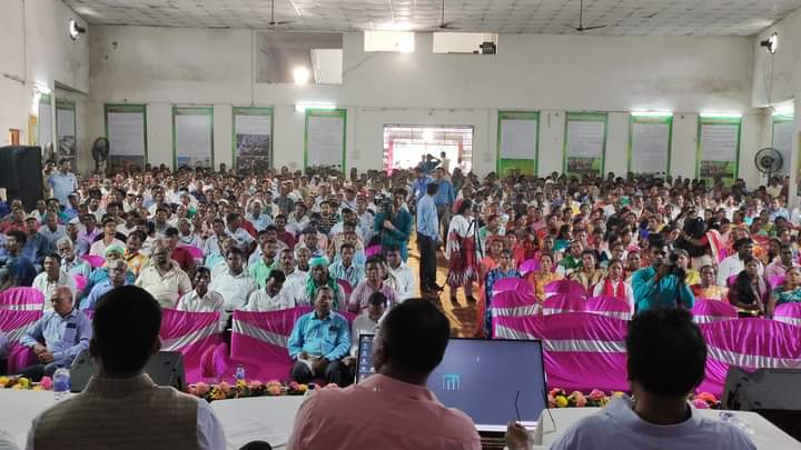 GabbarHembram's tweet photo. पारंपरिक स्वशासन व्यवस्था मानकी-मुण्डा एवं पंचायत जनप्रतिनिधियों की सरकारी योजनाओं पर जानकारी हेतु आदिवासी हो समाज महासभा,कला एवं संस्कृति भवन,हरिगुटू,चाईबासा में आयोजित दो दिवसीय कार्यशाला कार्यक्रम का धन्यवाद देते हुए आभार जता��ा । https://t.co/yQQHC2rK7E