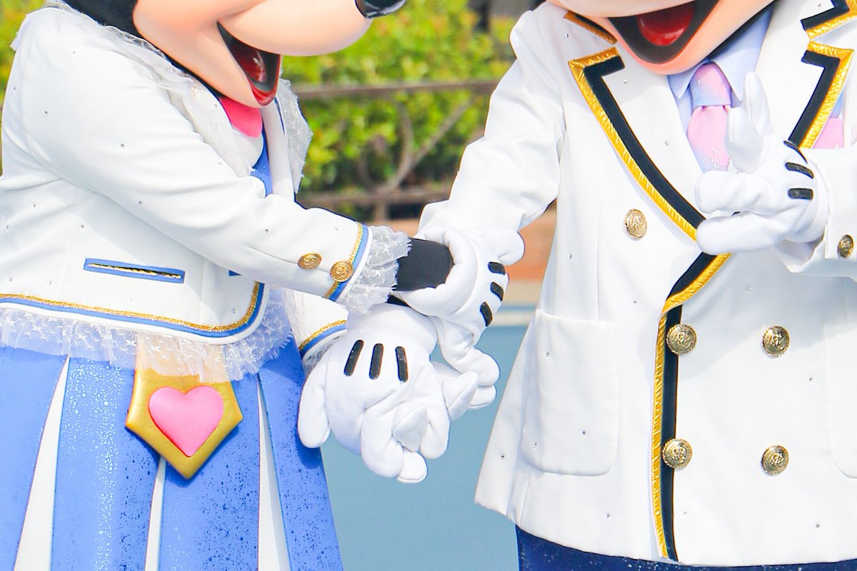 Ha_ha1928's tweet photo. ハグもキスもまだでもいいの…手を繋いでいる姿が見たいの https://t.co/ro3woowJry