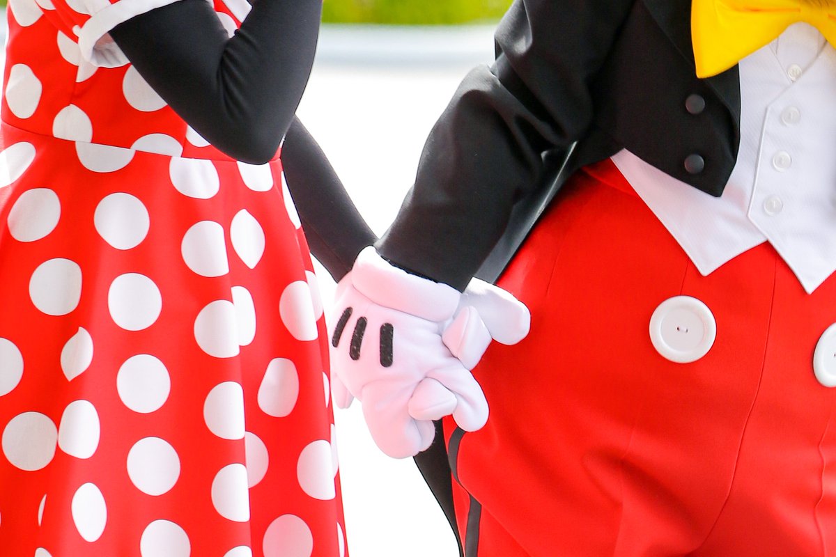 Ha_ha1928's tweet photo. ハグもキスもまだでもいいの…手を繋いでいる姿が見たいの https://t.co/ro3woowJry