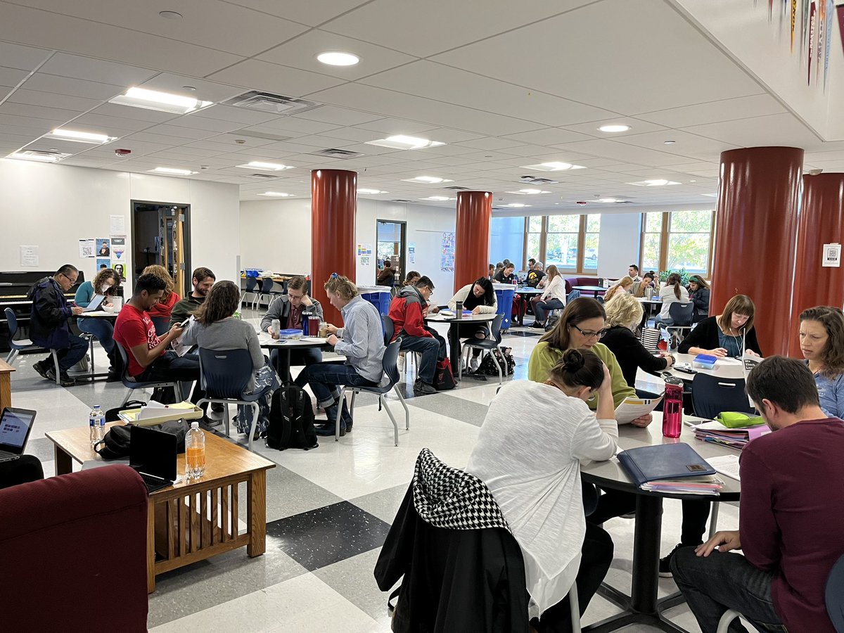 DMPS_WorldLang's tweet image. Input-process-write-share is important in all languages for all learners. This cycle can happen in 10 minutes, doesn’t need to be complicated and over multiple days. Teachers used multimedia texts, reflected, wrote, and shared with each other about best practices in WL teaching