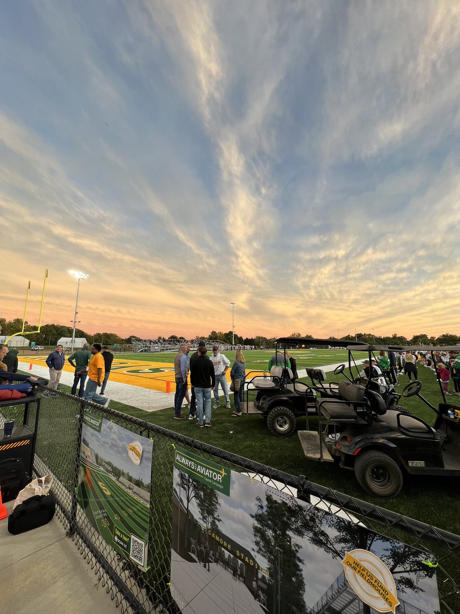 Sycamore Homecoming 2022 💛💚with the kiddies! <a href="/SycamoreSchools/">Sycamore Schools</a>