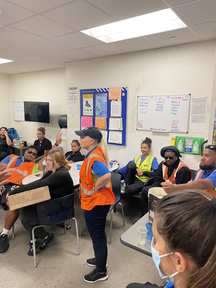 Stephanie tweet media