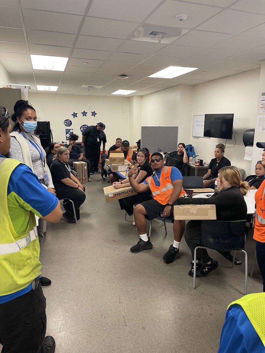 Stephanie tweet media