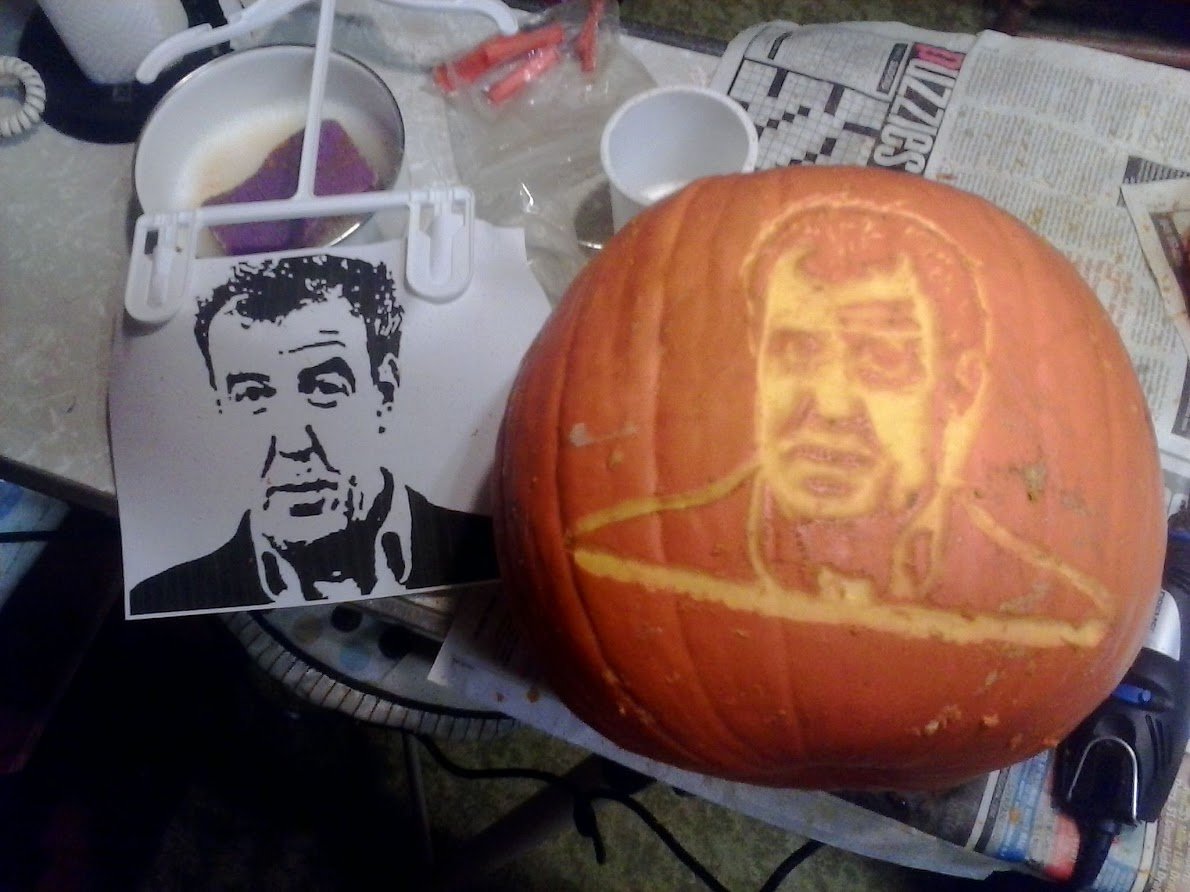 seepsee's tweet photo. @JeremyClarkson It was the best pumpkin... in the world. https://t.co/faLvhIStfr
