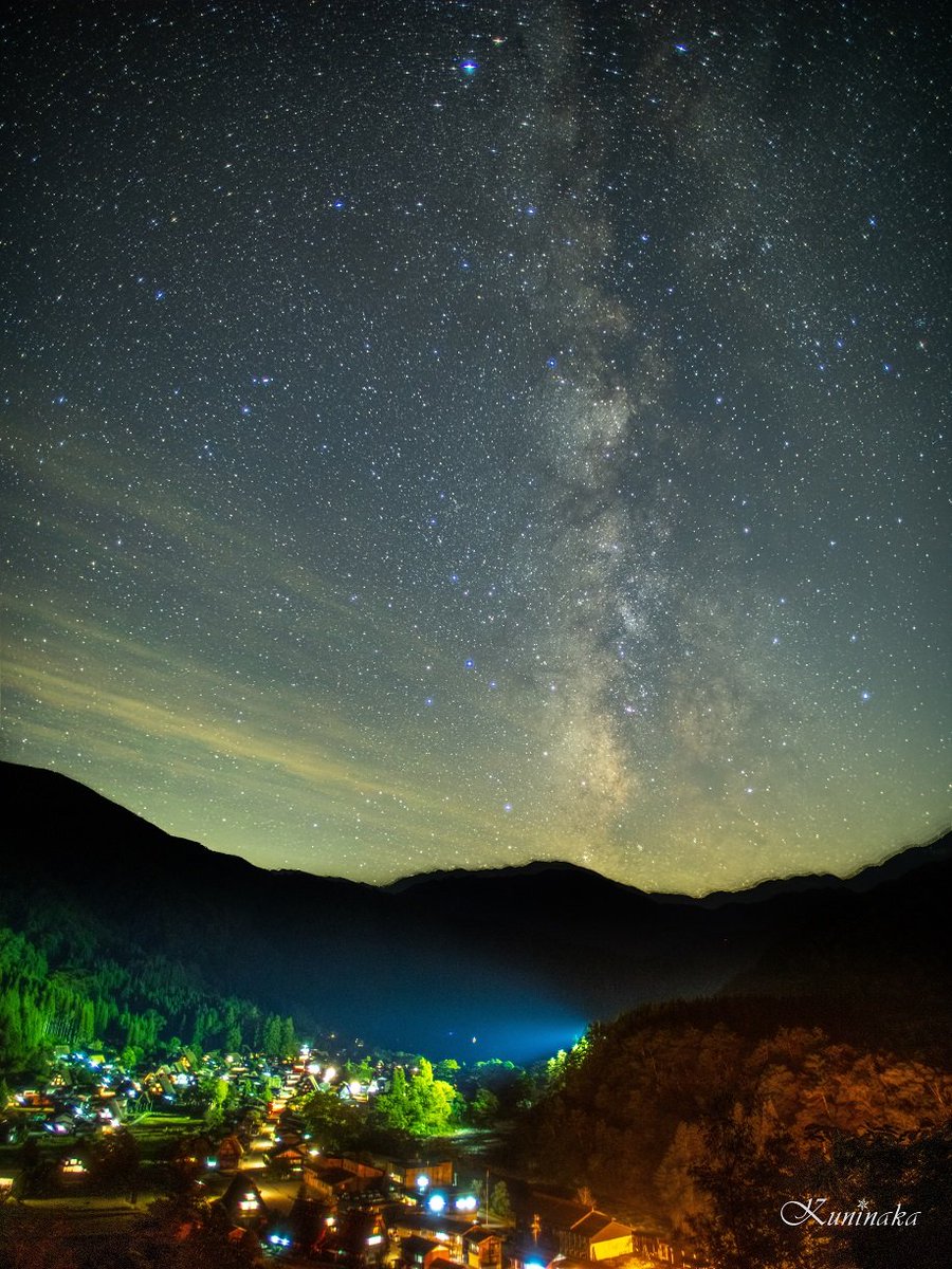 kuni_naka_photo's tweet photo. 世界遺産白川郷でみる夜空✨
#photo #photography  #OM1
#キリトリセカイ #額装のない写真展 #写真好きな人と繋がりがたい #フォロバ100 https://t.co/l0I6bA0eGN