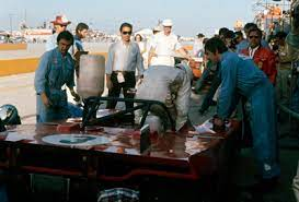 LM__'s tweet photo. @juanjoabsolut @historacing @VicarioMartin @horacio_porta @Joargomez @josetellaetxe 2/2 #TimSchenken recuerda: " ....Al llegar a la pista, un manguito del freno trasero se rompió y me deslicé con el coche por debajo del ala de un avión que aceleraba para despegar....." Y a pesar de todo quedaron segundos... https://t.co/AIimBatuDx