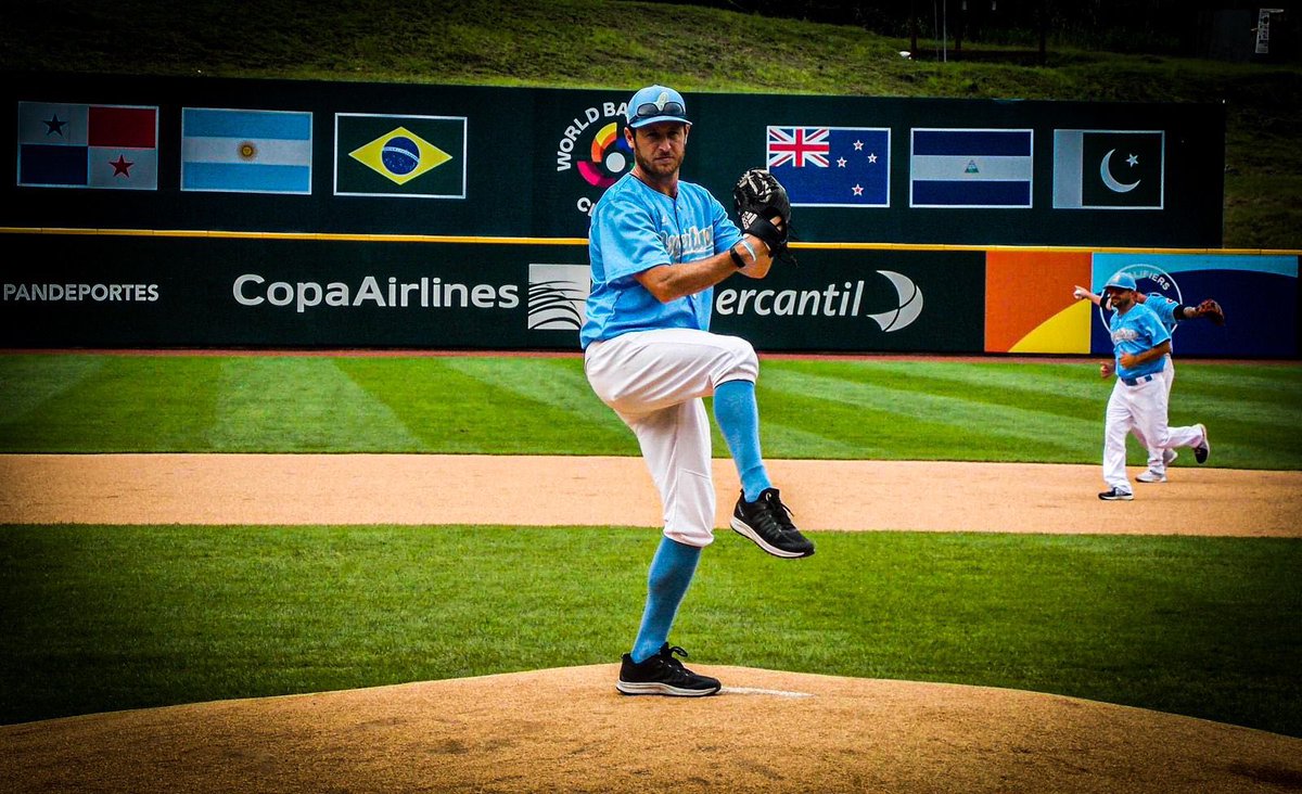 FerroOficial's tweet photo. Dos Verdolagas listos para hacer historia con @Argentinabeis ⚾💚

Desde las 22, Guido Monis y Carlos Giménez debutan ante Pakistán 🇵🇰 en el PreClásico Mundial, el torneo clasificatorio para la Copa del Mundo de béisbol 

EN VIVO ▶️ https://t.co/1qx4Hd31L7

¡VAMOS ARGENTINA! 🇦🇷 https://t.co/8but1dRFlb