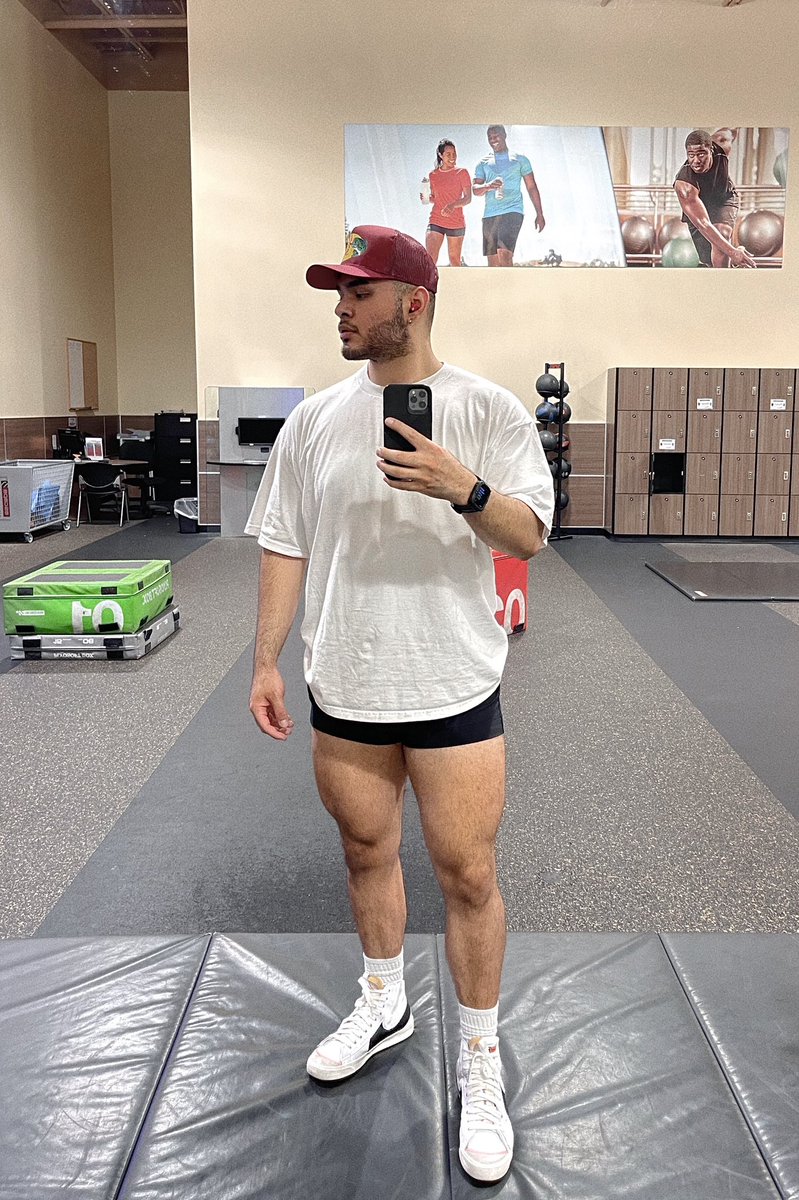 𝕬𝖑𝖊𝖝 on Twitter: "Uncut latino 🥵😈😏😚"