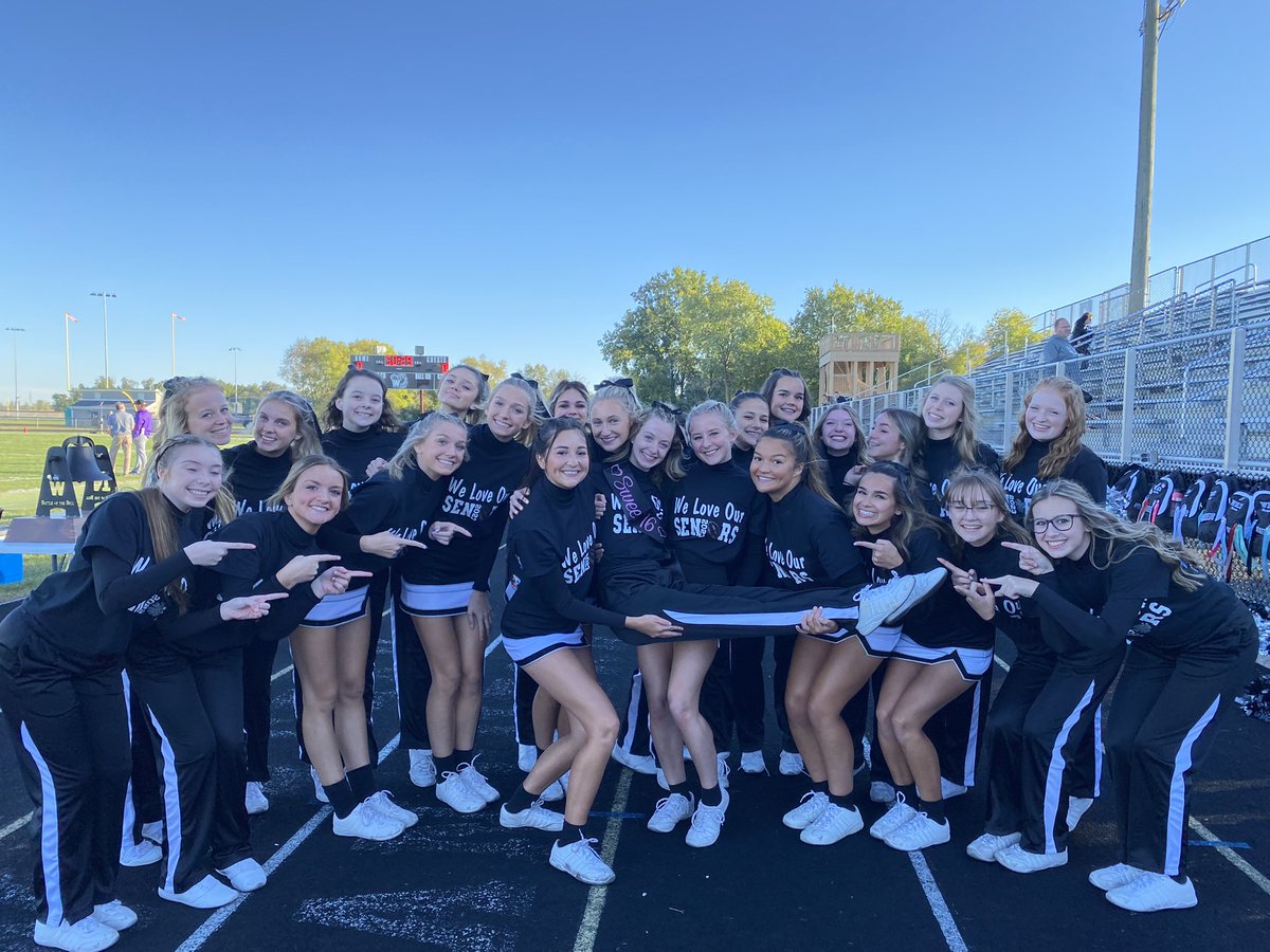 SenoraBright's tweet photo. Happy Senior Night to an awesome group of young ladies! They have stuck it out through the past 4 years and they are so very special to me. We also celebrated sweet Gabbi’s 16th birthday! Love my girls and our Panthers! 📣🖤🐾 https://t.co/uz3uE4j8z0