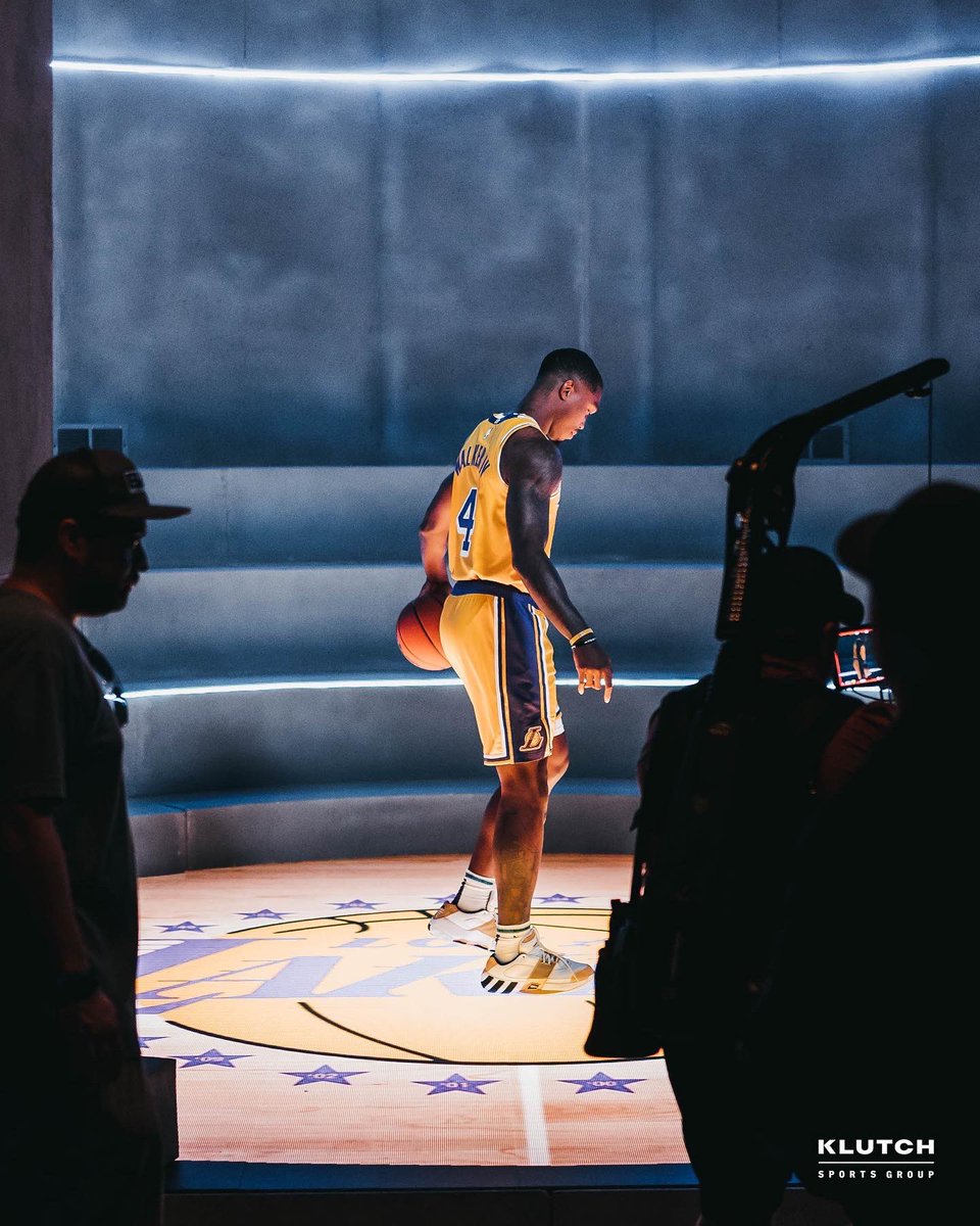 Lonnie Walker IV tweet media