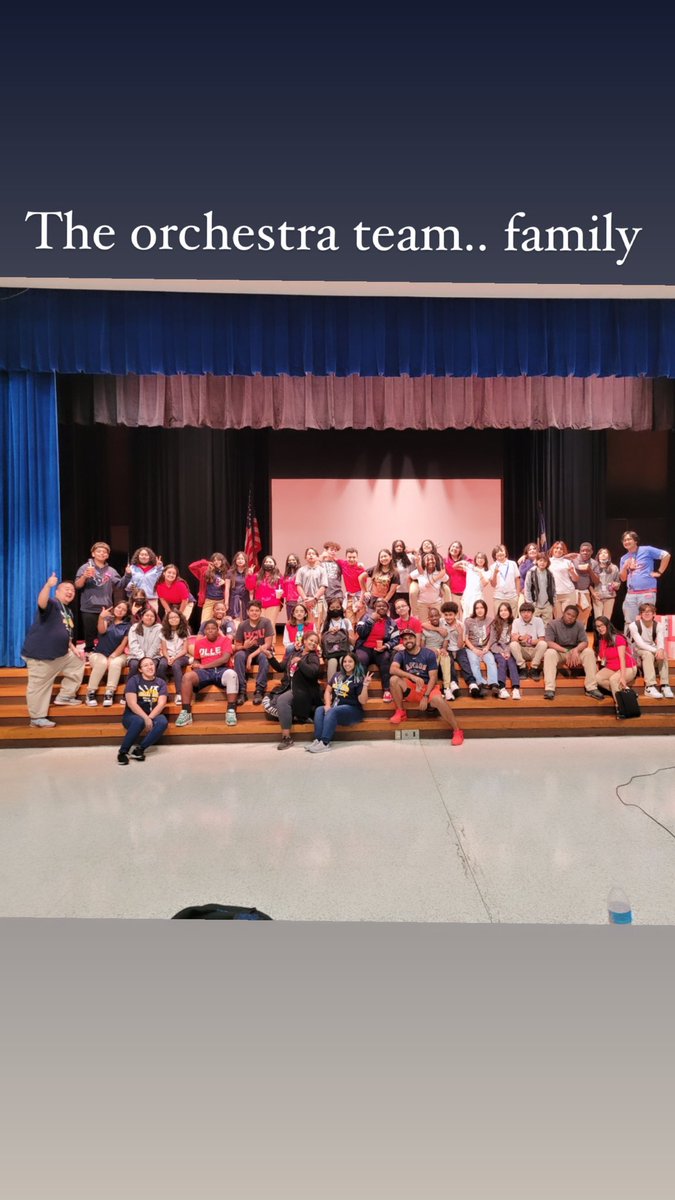 ye111's tweet photo. I love my job, the staff, and all the students at olle. We are one big family. #blessed #olle #amazingworkplace https://t.co/N4nsl9m048