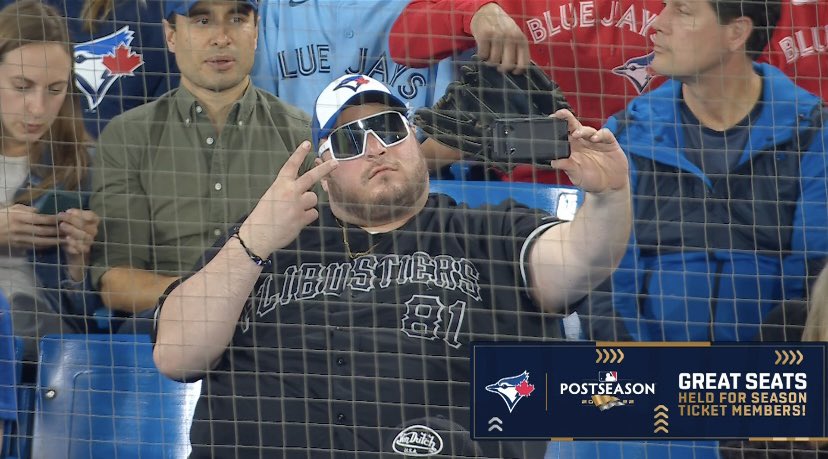 michaelcumby's tweet photo. @timthetatman Nice seeing you at the @BlueJays game. Didn’t know you were a fan #NextLevel https://t.co/ZebymCUquA