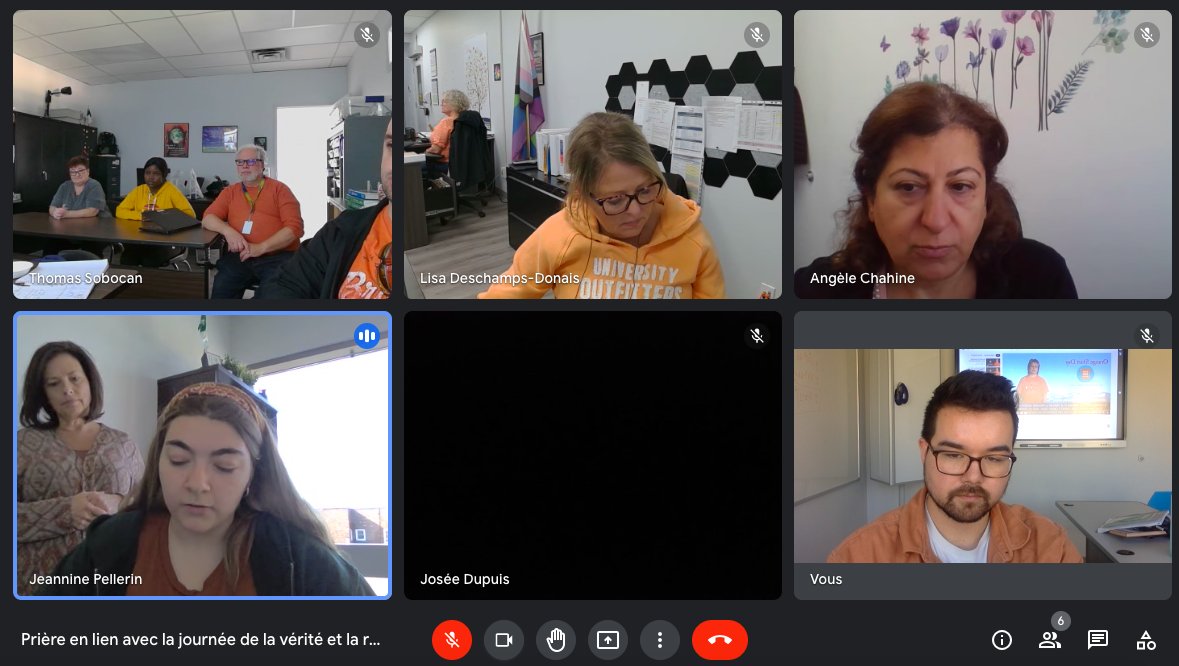 En cette Journée nationale de la vérité et de réconciliation, les apprenants de Ste-Trinité ont songé sur la question suivante : comment peut-on améliorer la représentation et la visibilité des PNMI à l'école? On a ressorti de très belles discussions et idées. #ChaqueEnfantCompte