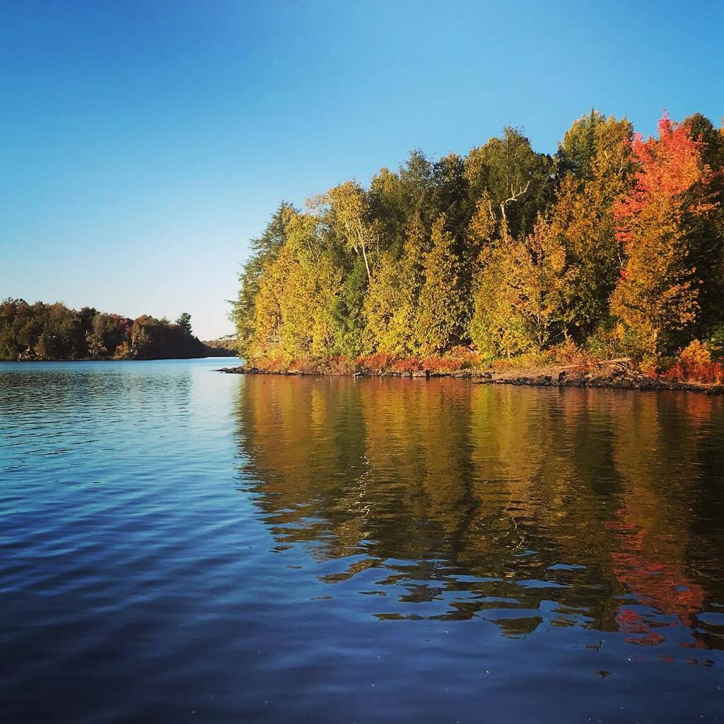 codeadamca's tweet photo. #whitestonelake #dunchurch https://t.co/kG2MYLQDbm https://t.co/N7j90moIjw