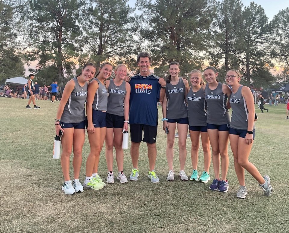 HigleyXCTF's tweet photo. The voice of Arizona XC and TF now reps the brand. Nice shirt Ron! 😎😎 #5AMCrew https://t.co/q6s9A0b04J