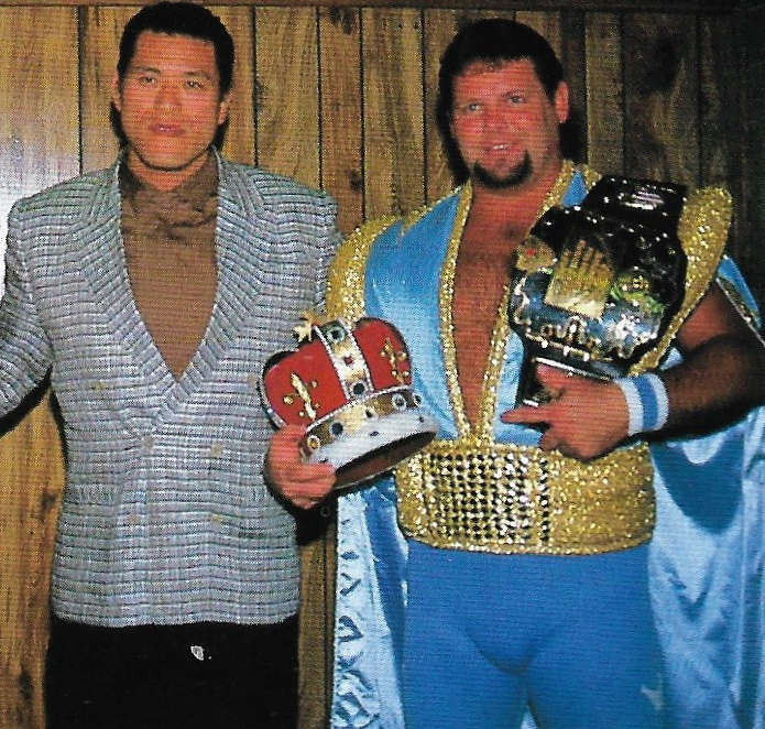 #RIPInoki Here's a japanese wrestling magazine photo, backstage at the Mid-South Coliseum on Oct 17, 1988. AWA champ @JerryLawler had successfully defended the AWA world title against Tatsumi Fujinami that night.