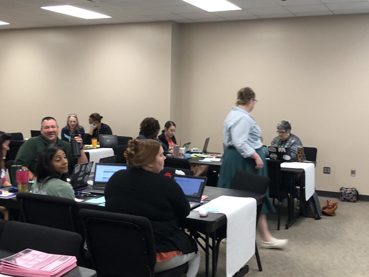 Melanie_Walton1's tweet image. Learning Ahead today with amazing #kleinmath Ts! Exploring misconceptions and talking initial instruction for Q2. Thank you @MrsLacyMath @TaniaZagal1 and Rae Booth for leading the learning today. @KleinISDMath