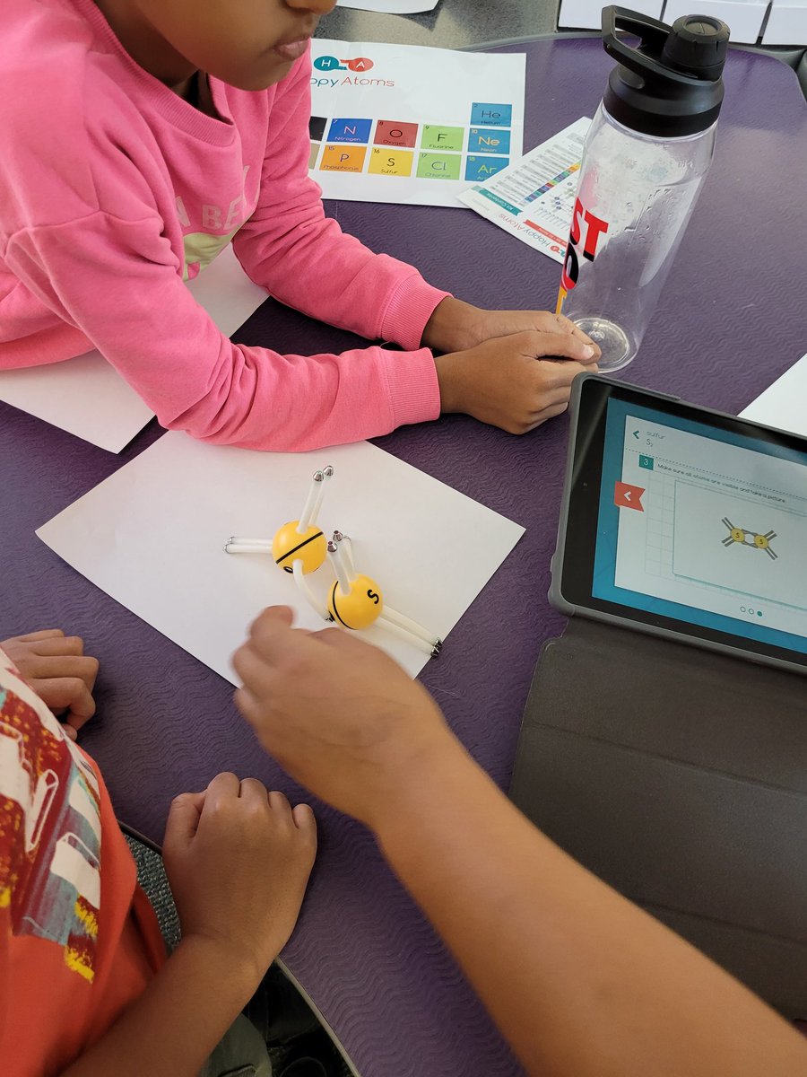 Ms_deJong's tweet photo. Exploring atoms in the library today with the Happy Atoms kit from @terryjamesrc What a neat way to get into chemistry! #grade4 #grade5 #science @JeanLittlePS @ugdsb https://t.co/WBEhqBAk96