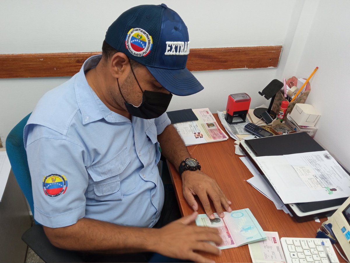 MonagasRrss's tweet photo. #DeInterés || La Oficina Saime Maturín a través del Servicio de Extranjería ha entregado 194 visas a hombres y mujeres... Los funcionarios continúan brindando un servicio de calidad al pueblo.

@NicolasMaduro
@VenezuelaSaime
@MIJP_Vzla
@gestionperfecta
@ErnestoLunaPsuv https://t.co/6fDEr0YgSF