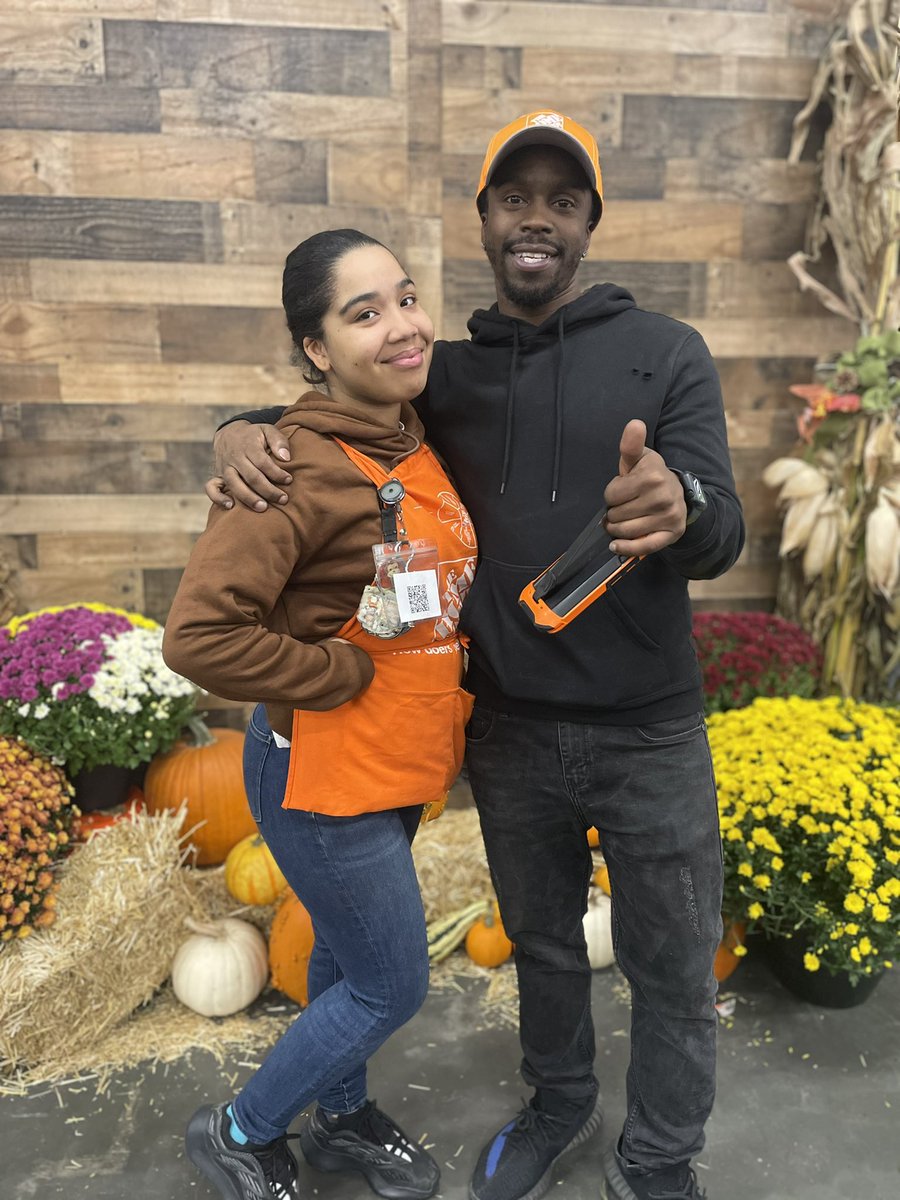 Michelle Colón (@mc_6891) on Twitter photo Getting into the harvest season ! come get your mums, pumpkins and hay at BTM. Thank you Genesis for helping create a great back drop for the kick off of CAM. <a href="/gonzobxny/">Alfred Gonzalez</a> <a href="/__CeCiMe/">Ceci</a> <a href="/daryl_hagen/">Daryl Hagen</a> <a href="/TDonnelly921/">Tiffany Donnelly</a> @Leo_Homedepot Getting into the harvest season ! come get your mums, pumpkins and hay at BTM. Thank you Genesis for helping create a great back drop for the kick off of CAM. <a href="/gonzobxny/">Alfred Gonzalez</a> <a href="/__CeCiMe/">Ceci</a> <a href="/daryl_hagen/">Daryl Hagen</a> <a href="/TDonnelly921/">Tiffany Donnelly</a> @Leo_Homedepot