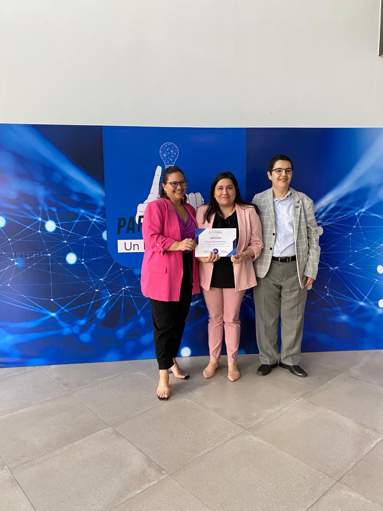 pris_valverde's tweet photo. Todo un éxito Pares o Nones 👏 excelente iniciativa e impecable organización de @DEC_INV_ESPOL 

Resultados de investigación difundidos compañerismo y alegría como protagonistas 💫

Un gusto compartir con mis colegas @MaurizioMulas2
@bryanwweb @joni_mend @fpcarrio8 @daniarcental https://t.co/qgE2aeAHyG